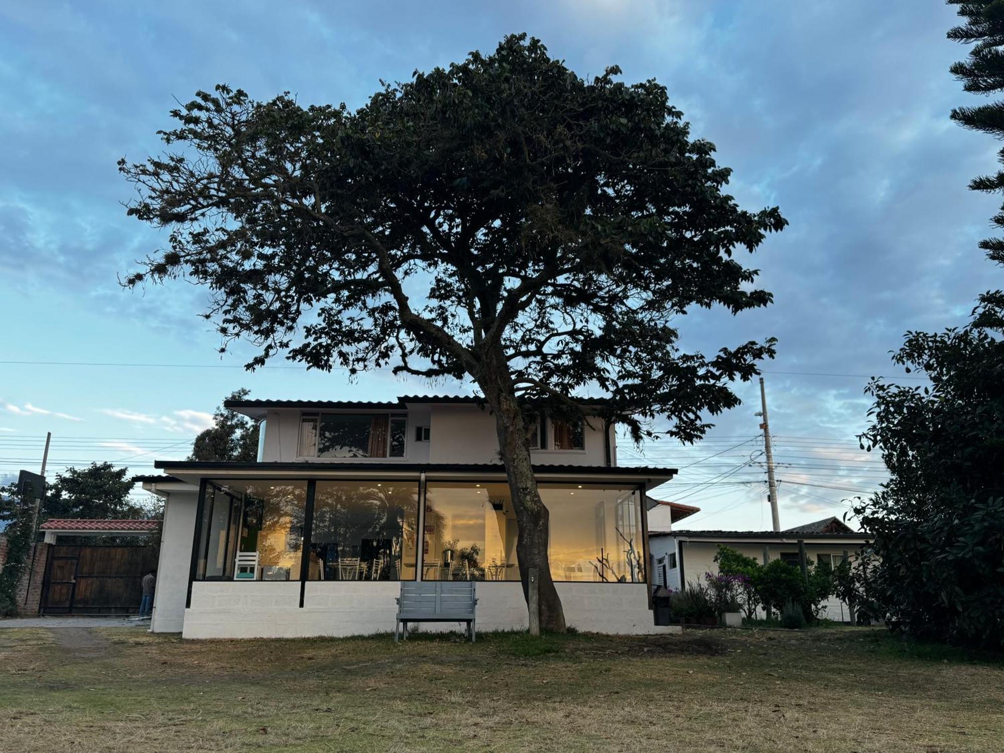賓館 Springhills Quito Airport Tababela